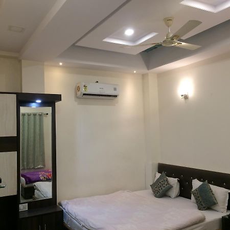 Hotel Raj Vilas Udajpur Zewnętrze zdjęcie