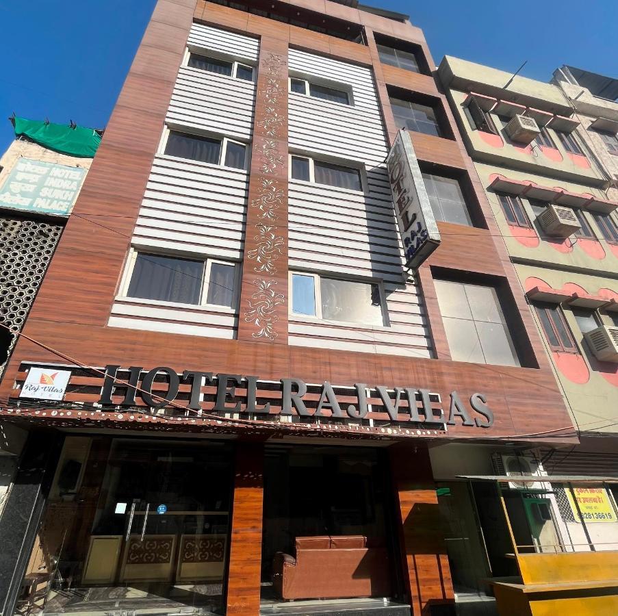 Hotel Raj Vilas Udajpur Zewnętrze zdjęcie