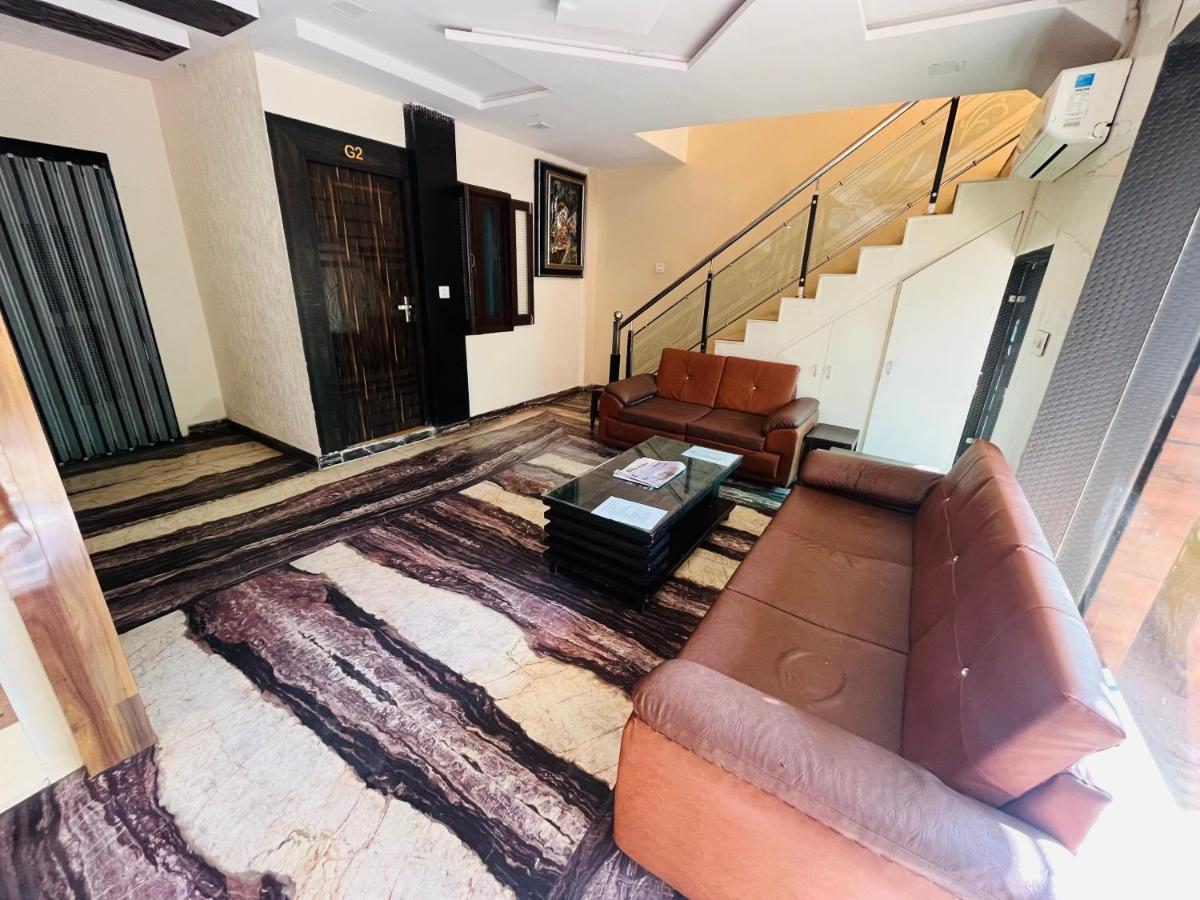 Hotel Raj Vilas Udajpur Zewnętrze zdjęcie