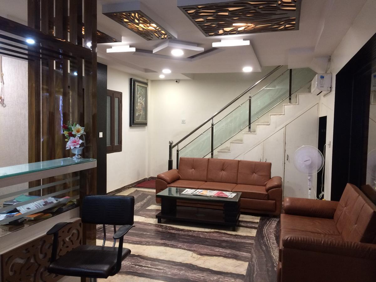 Hotel Raj Vilas Udajpur Zewnętrze zdjęcie