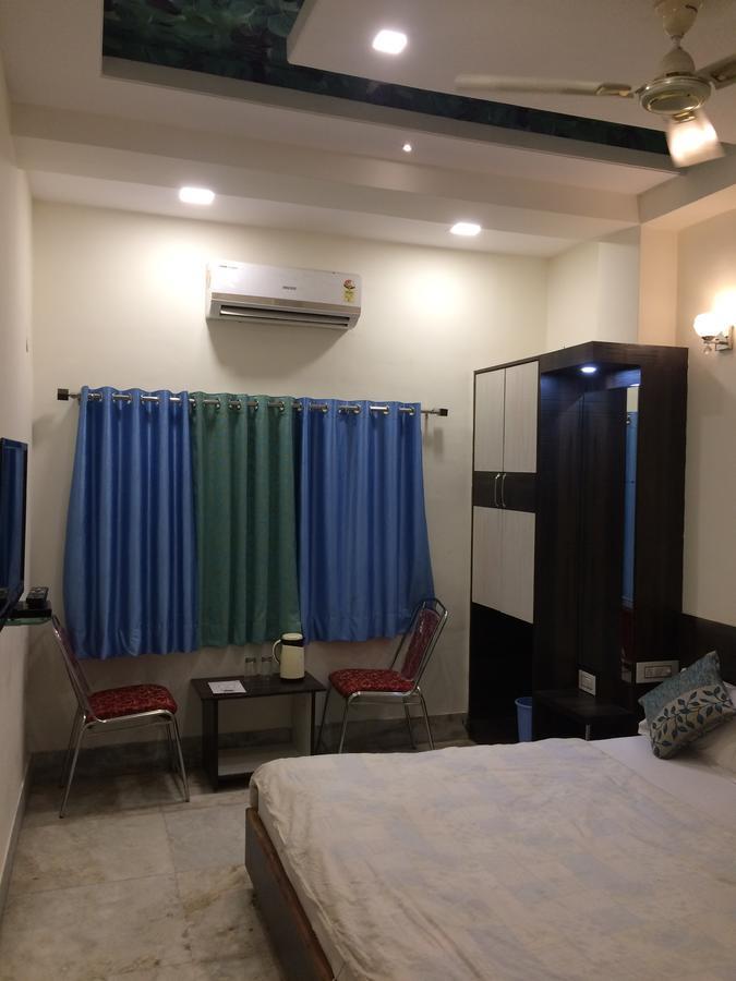 Hotel Raj Vilas Udajpur Zewnętrze zdjęcie