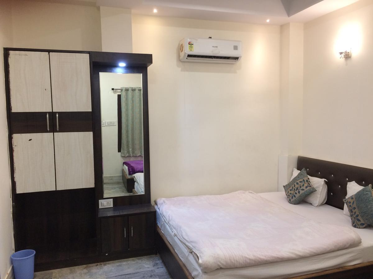 Hotel Raj Vilas Udajpur Zewnętrze zdjęcie